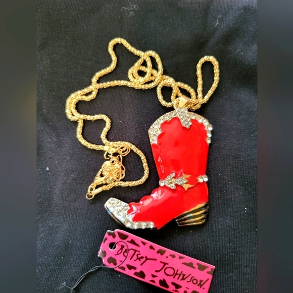 Betsy Johnson Red Cowboy Boot Necklace New - Picture 1 of 7